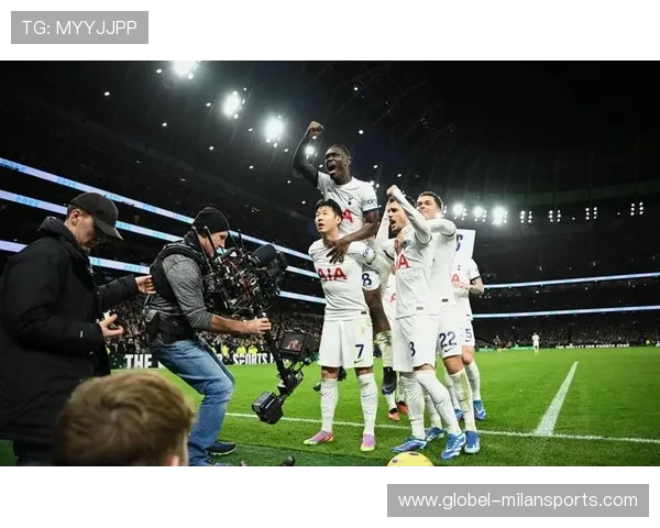 孙兴慜轻触一脚直塞使热刺获得完美射门角度——从瞬间触球到全场掌控的体育科技之旅